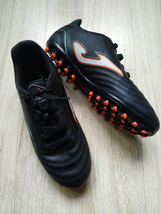 Сороконіжки Joma ( 36,5р стопа 23см) 0254в