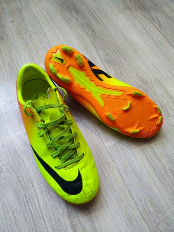 Копачки Nike Mercurial (35,5р нога 22,5см) 0180в