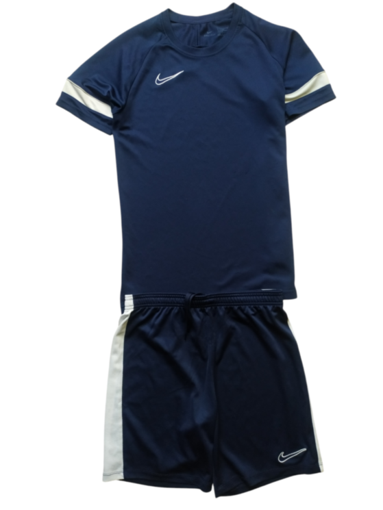 Форма футбольна Nike (13-14 років) 2144с