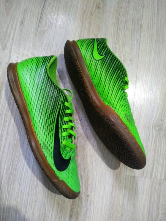 Футзалки Nike Bravata (40,5р стопа 25см ) 0232в